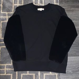 Michael Kors fur sleeve sweater🎱